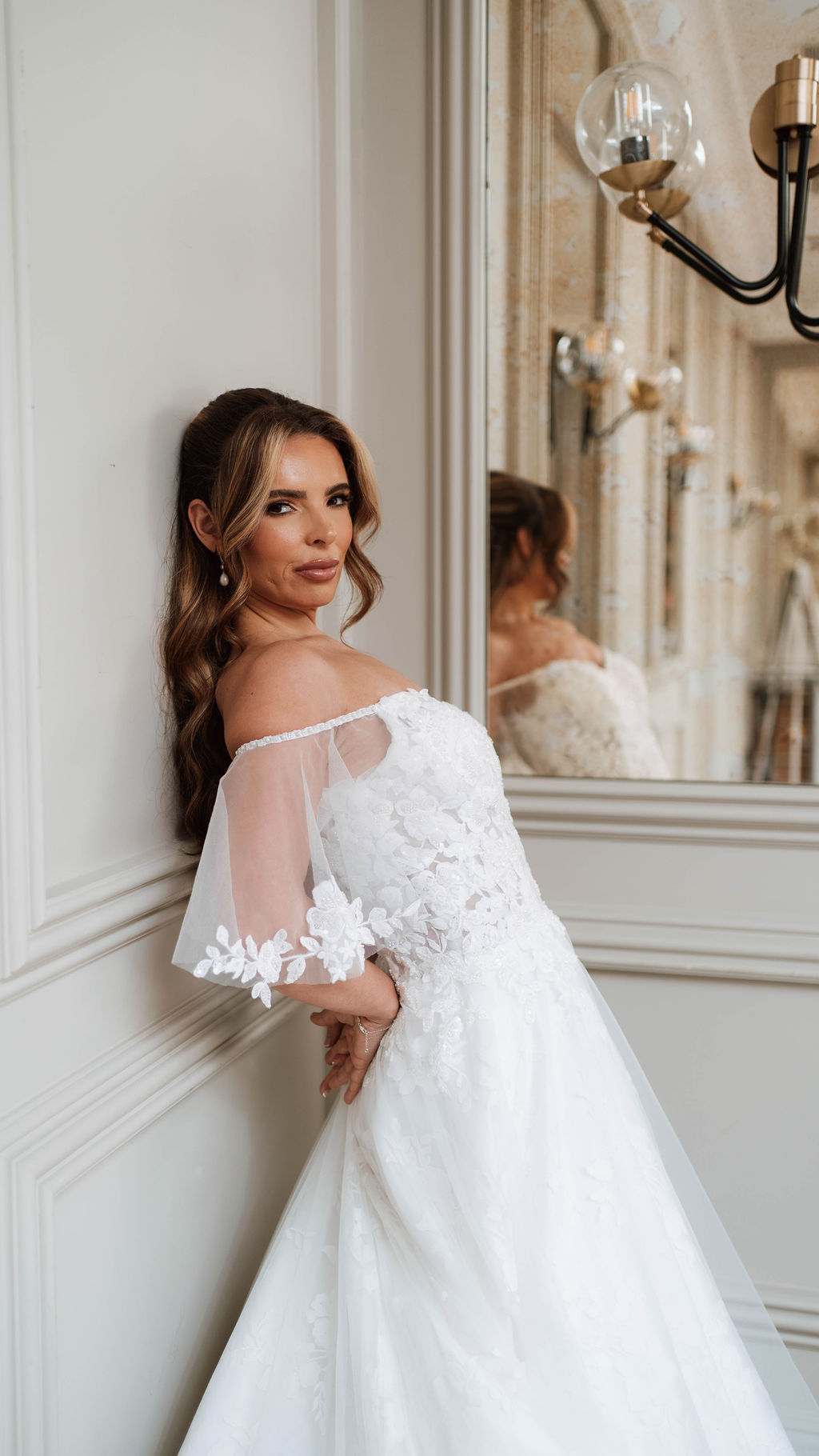 WD185 | British Bridal Core | Wedding Dress